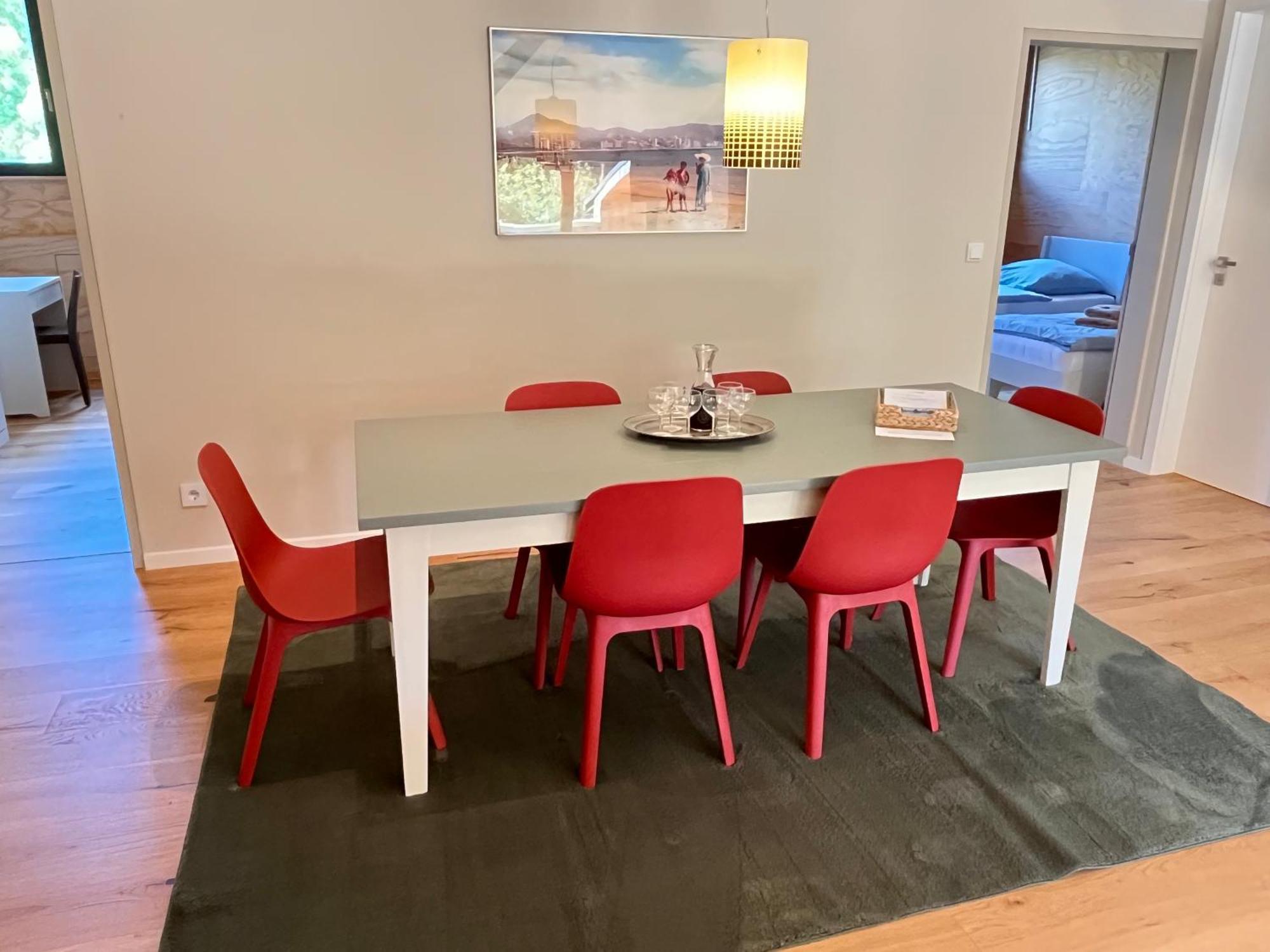 Grosse Wohnung Mit Loggia Templin Exteriör bild